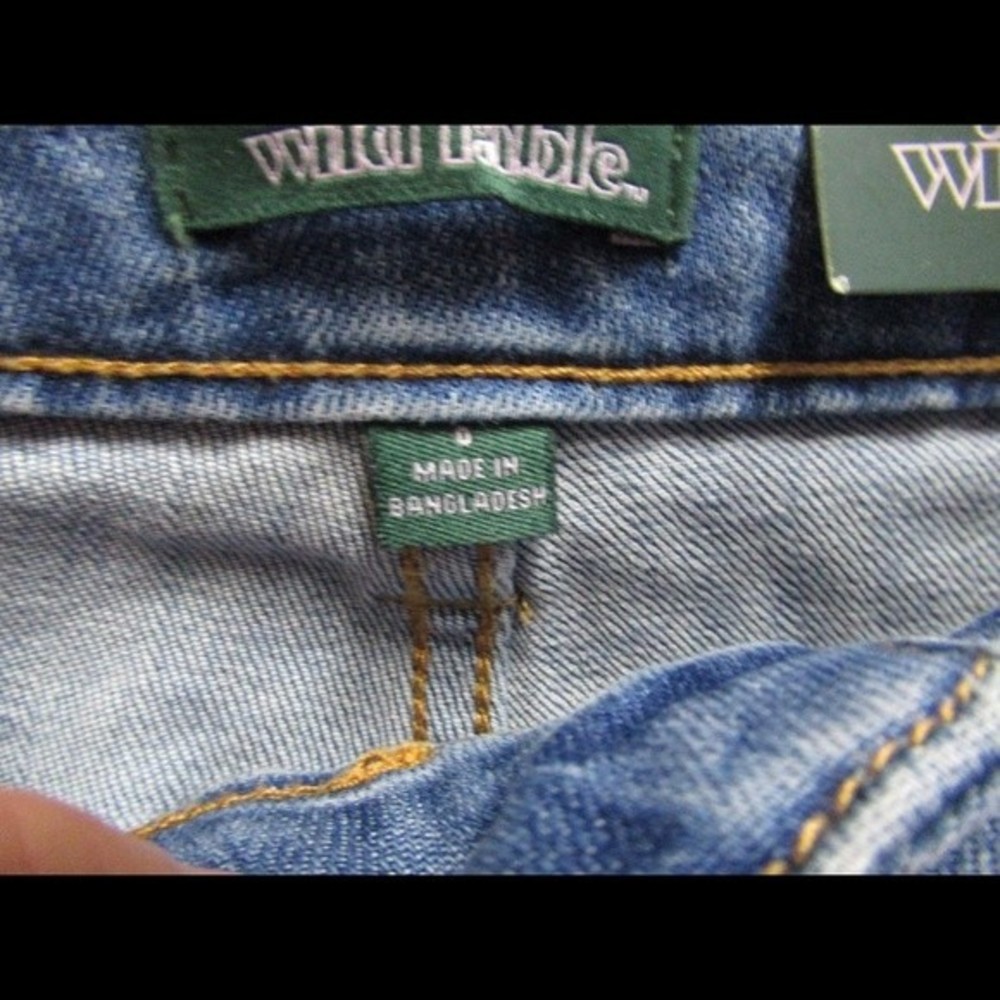 Wild Fable Highest Rise Mom Jeans - Picture 6 of 8